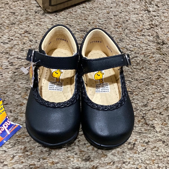 Calzado Kinder Oscaria Negro Toddler Mary Janes - Picture 1 of 6